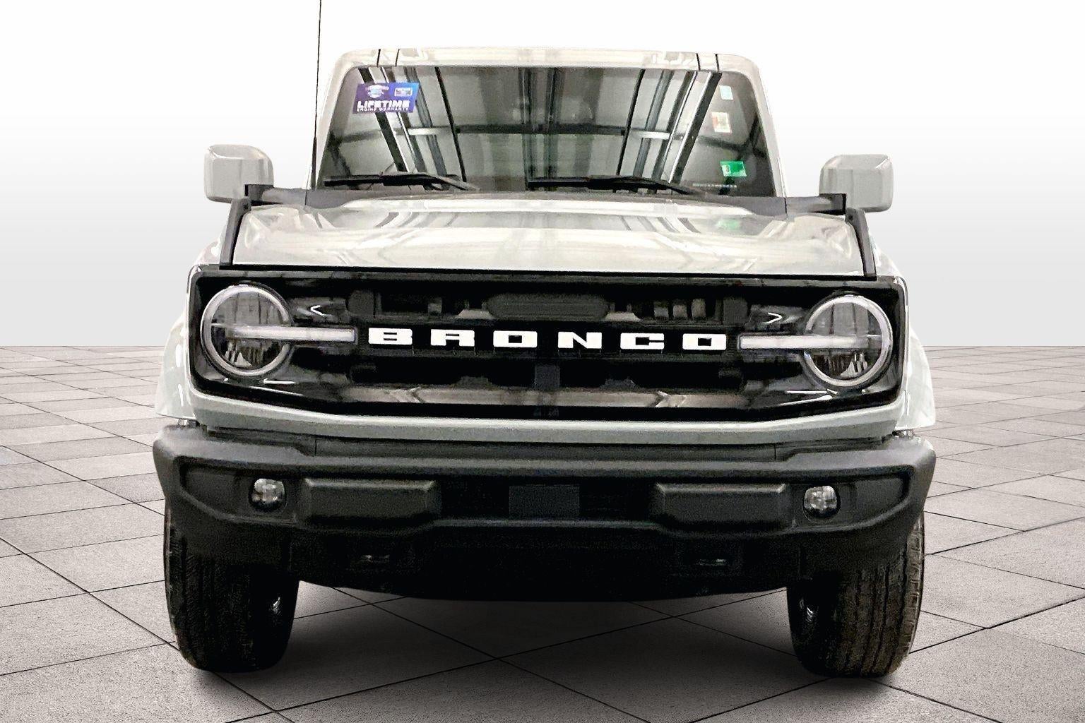 2023 Ford Bronco Outer Banks