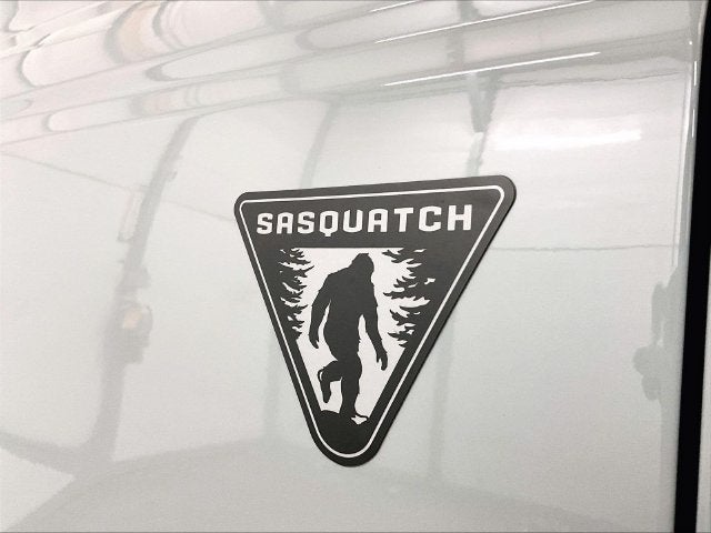 2022 Ford Bronco w/Sasquatch Package
