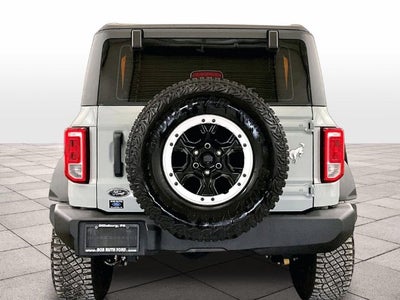 2022 Ford Bronco w/Sasquatch Package