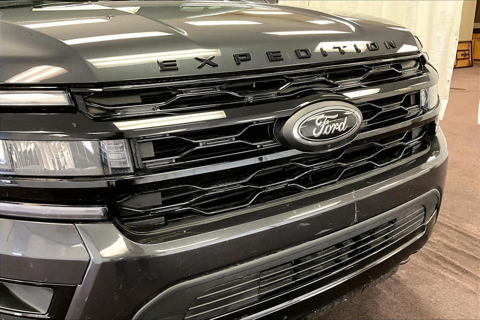 2022 Ford Expedition Max Limited