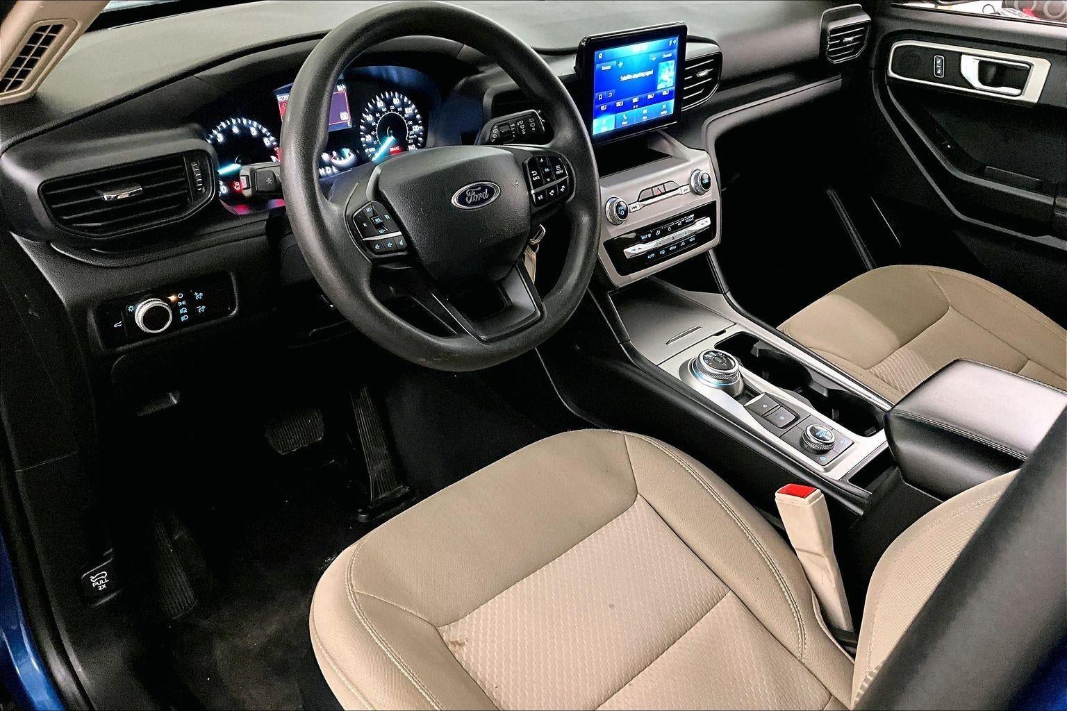 2023 Ford Explorer Base