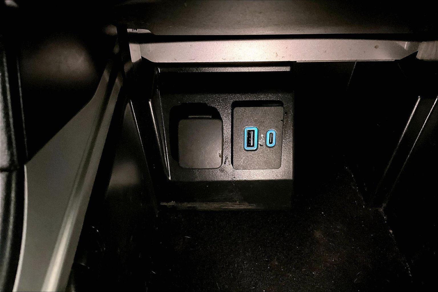 2023 Ford Explorer Base