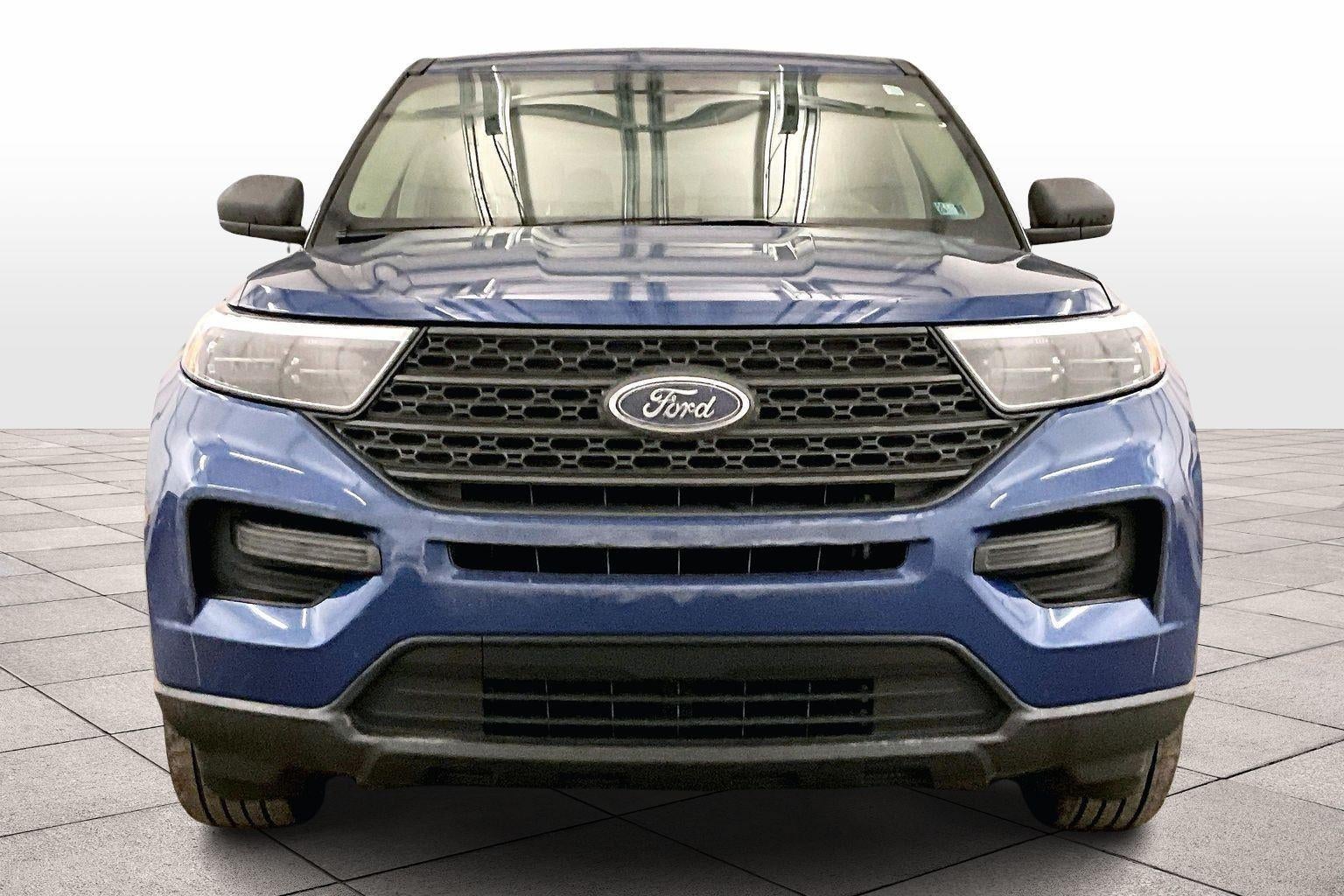 2023 Ford Explorer Base