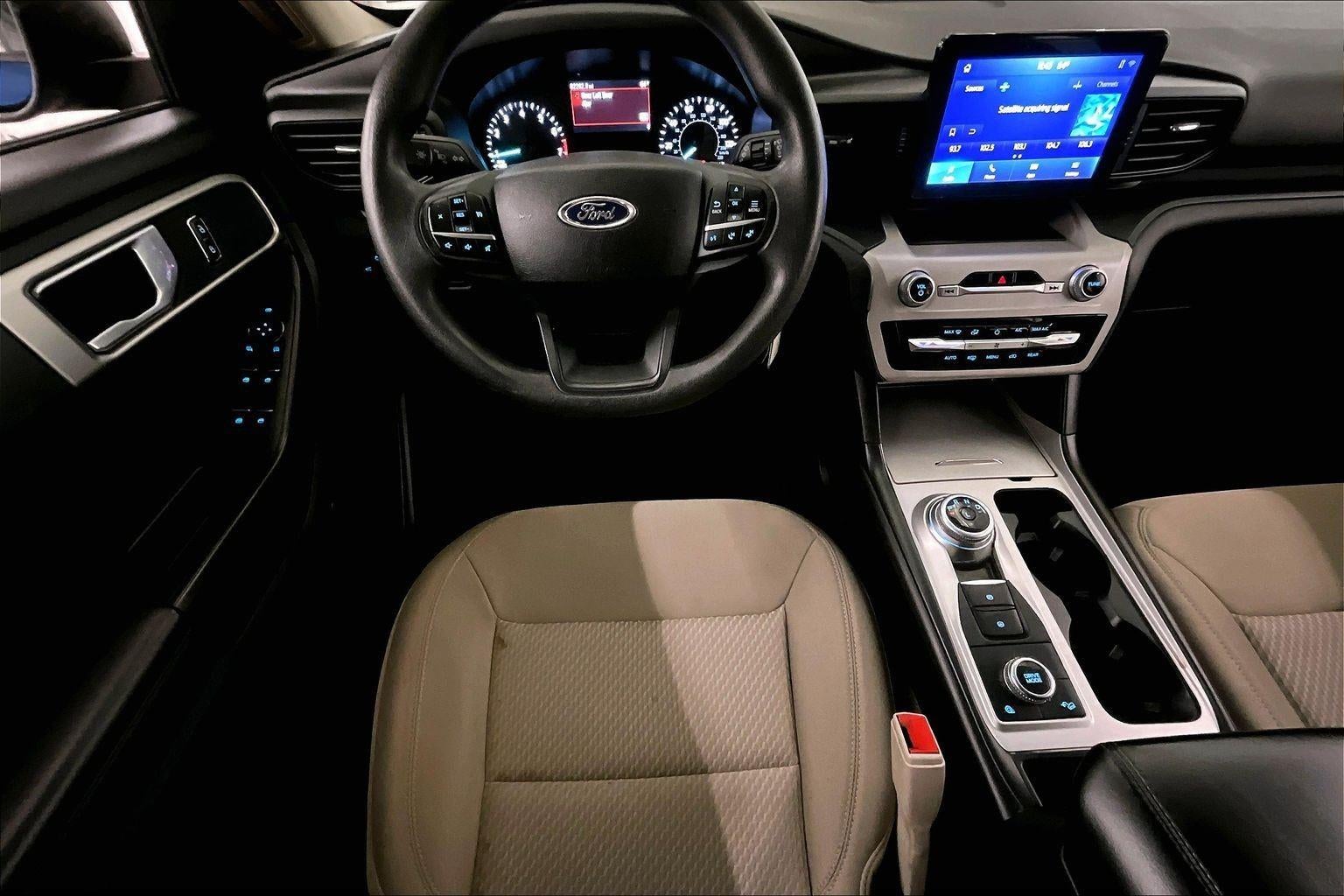 2023 Ford Explorer Base