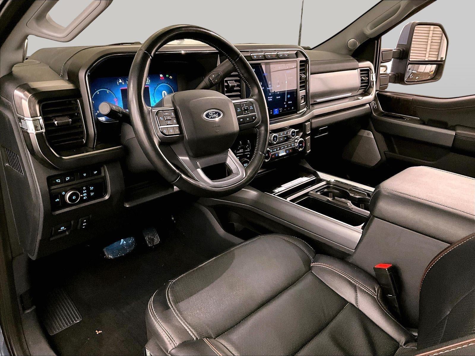 2023 Ford Super Duty F-250 SRW LARIAT