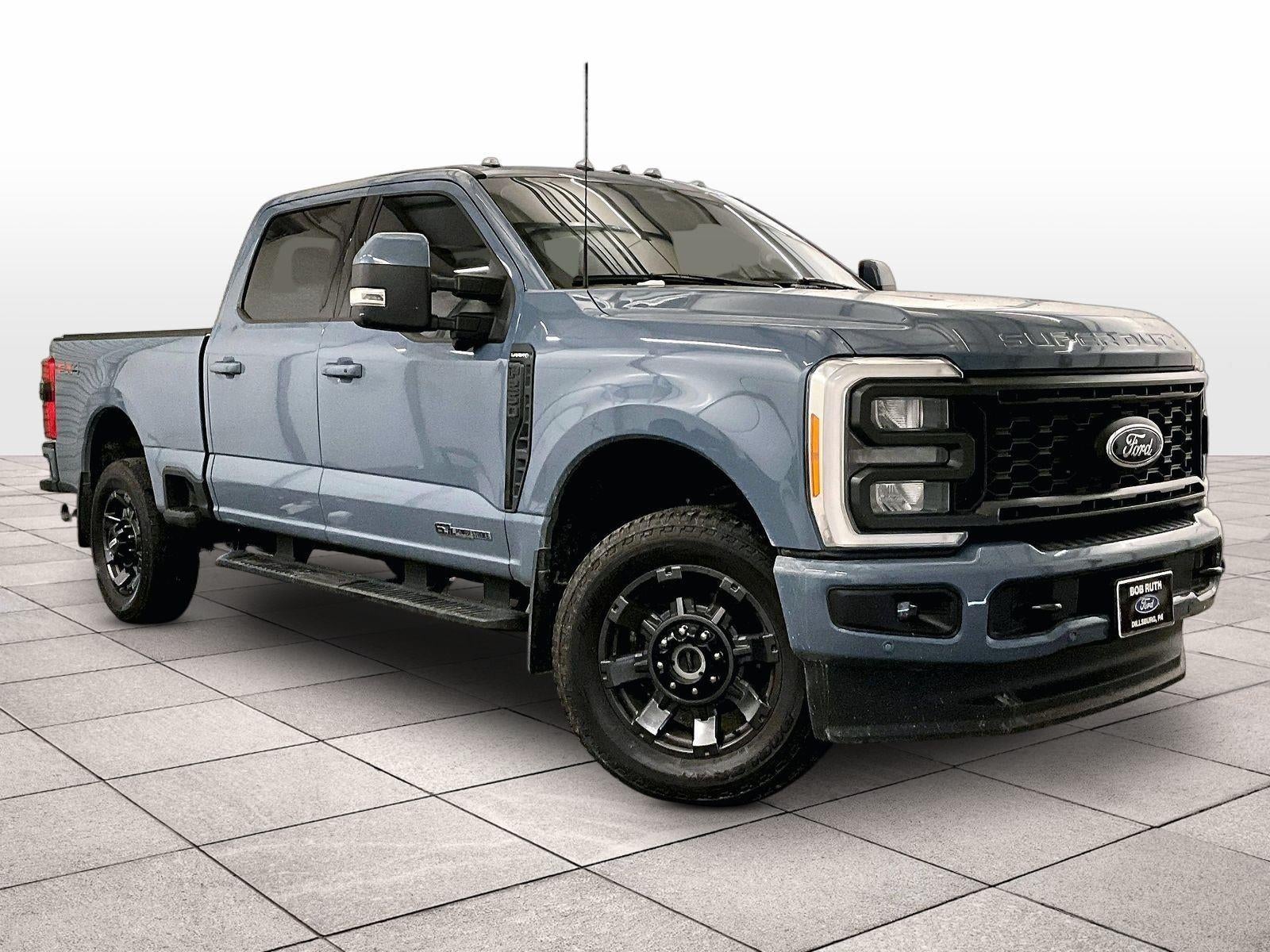 2023 Ford Super Duty F-250 SRW LARIAT