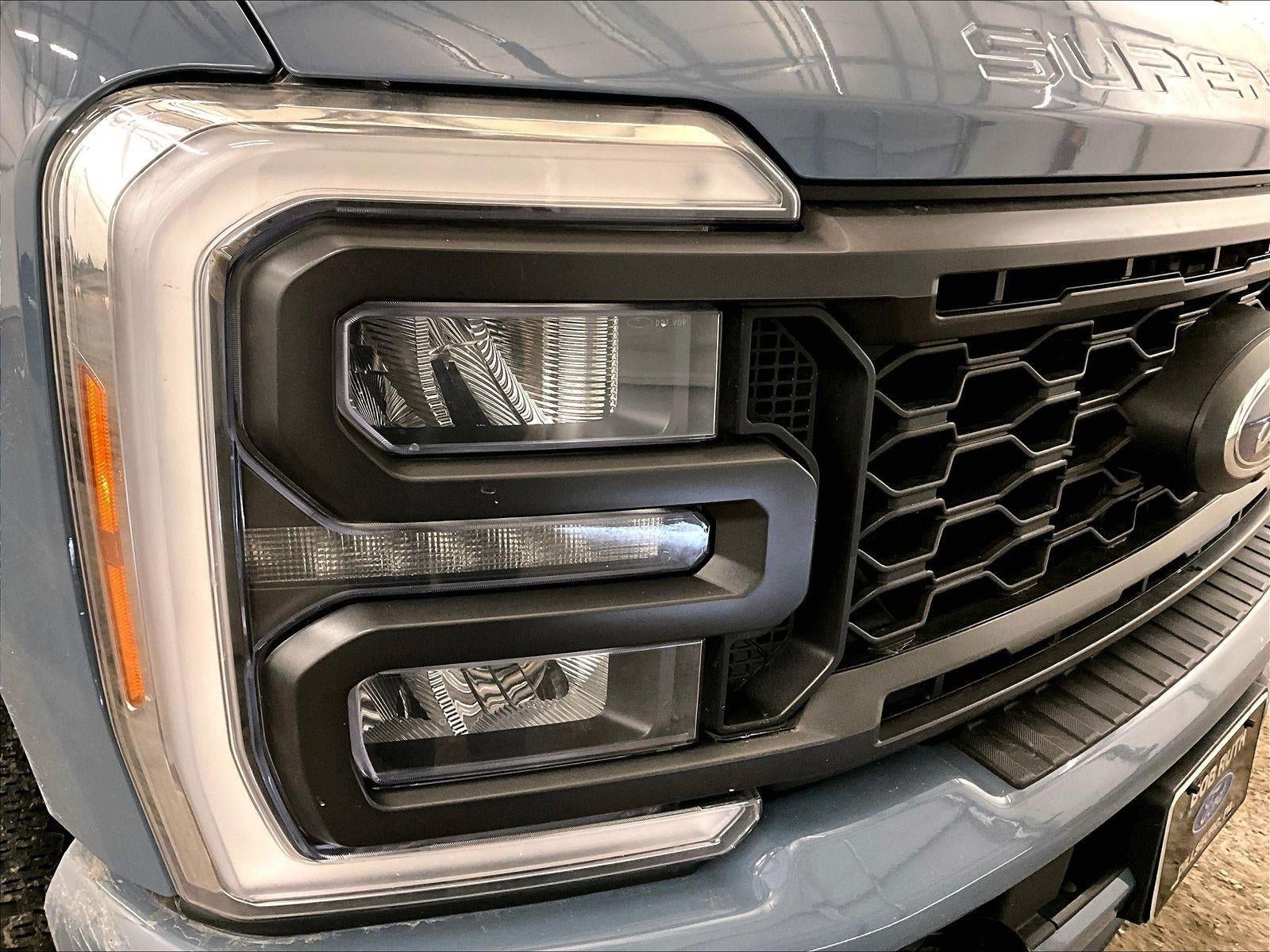 2023 Ford Super Duty F-250 SRW LARIAT