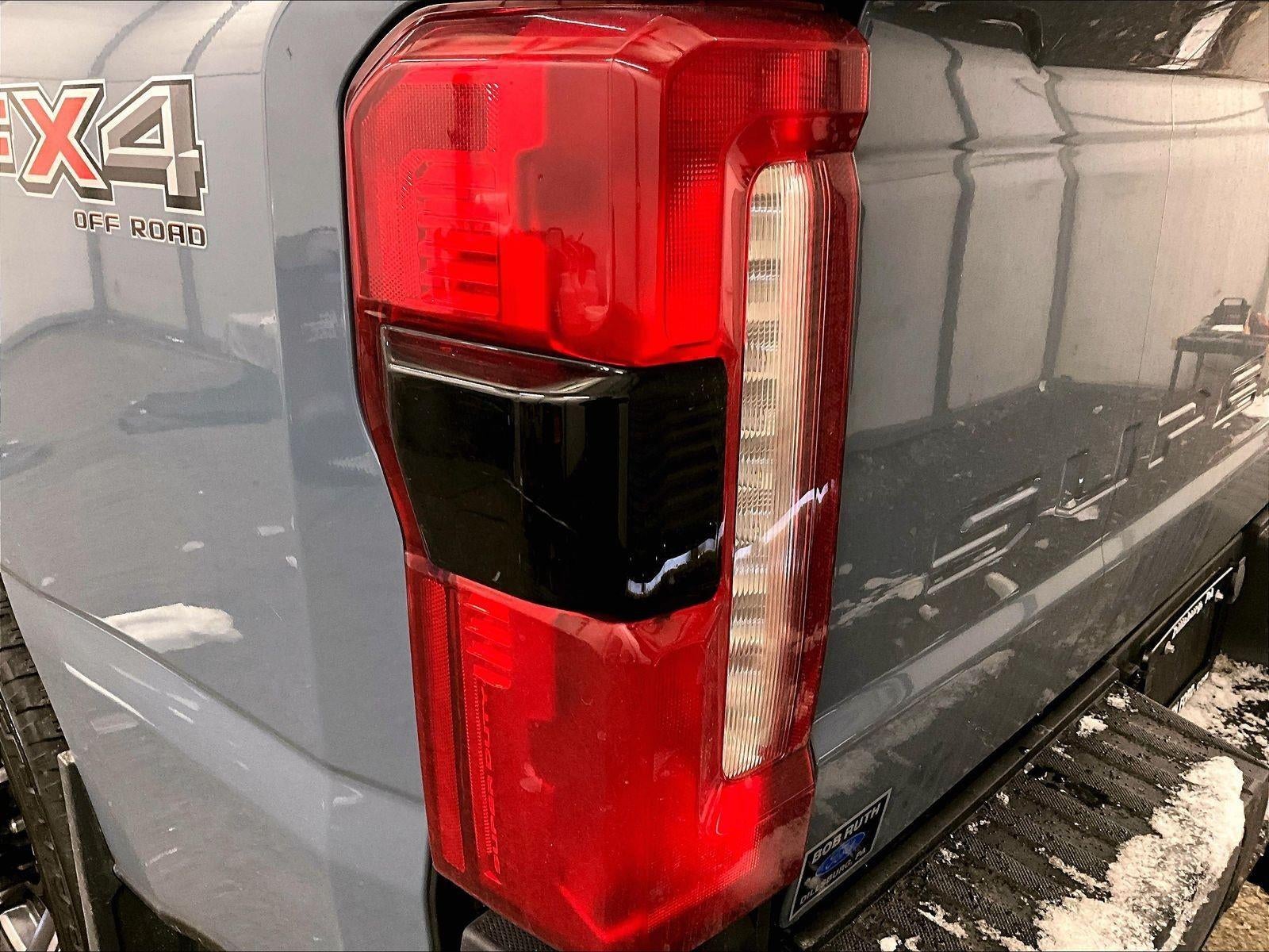 2023 Ford Super Duty F-250 SRW LARIAT