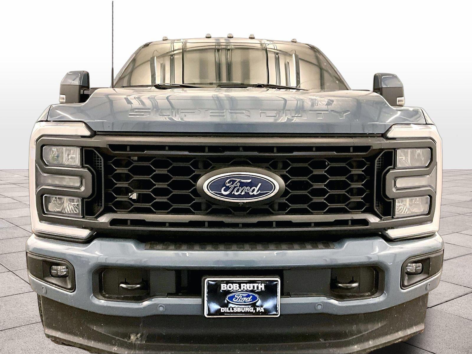 2023 Ford Super Duty F-250 SRW LARIAT