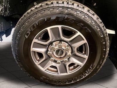 2023 Ford F-250SD Lariat