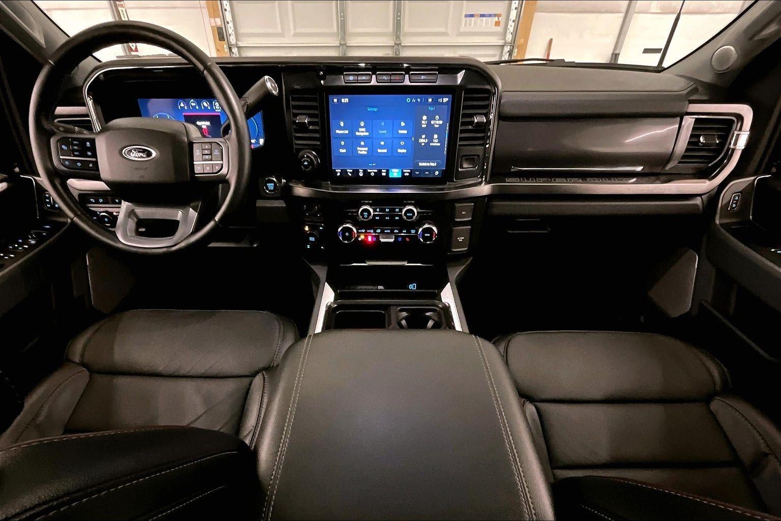 2024 Ford Super Duty F-350 SRW LARIAT