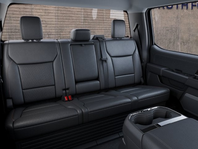 2027 Ford Super Duty F-350® Lariat®