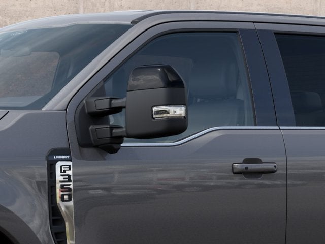 2027 Ford Super Duty F-350® Lariat®