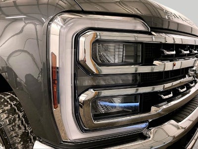 2027 Ford Super Duty F-350® Lariat®