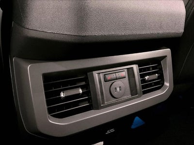 2027 Ford Super Duty F-350® Lariat®