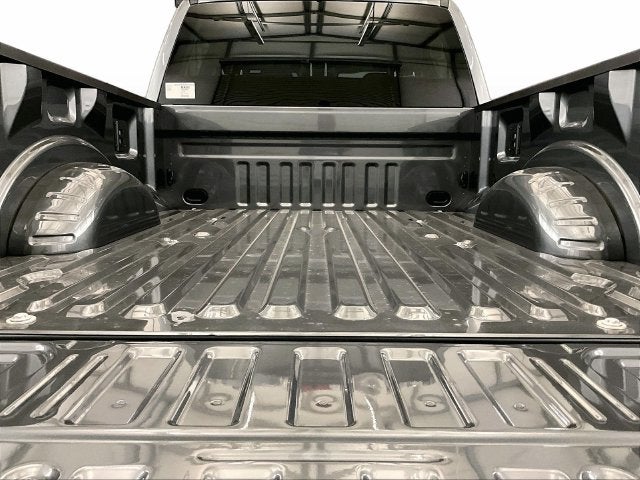 2027 Ford Super Duty F-350® Lariat®