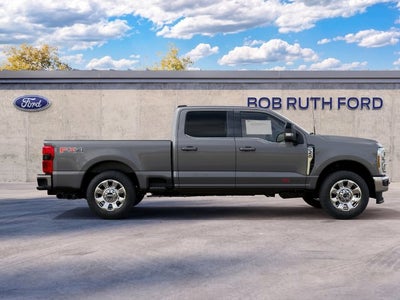 2027 Ford Super Duty F-350® Lariat®