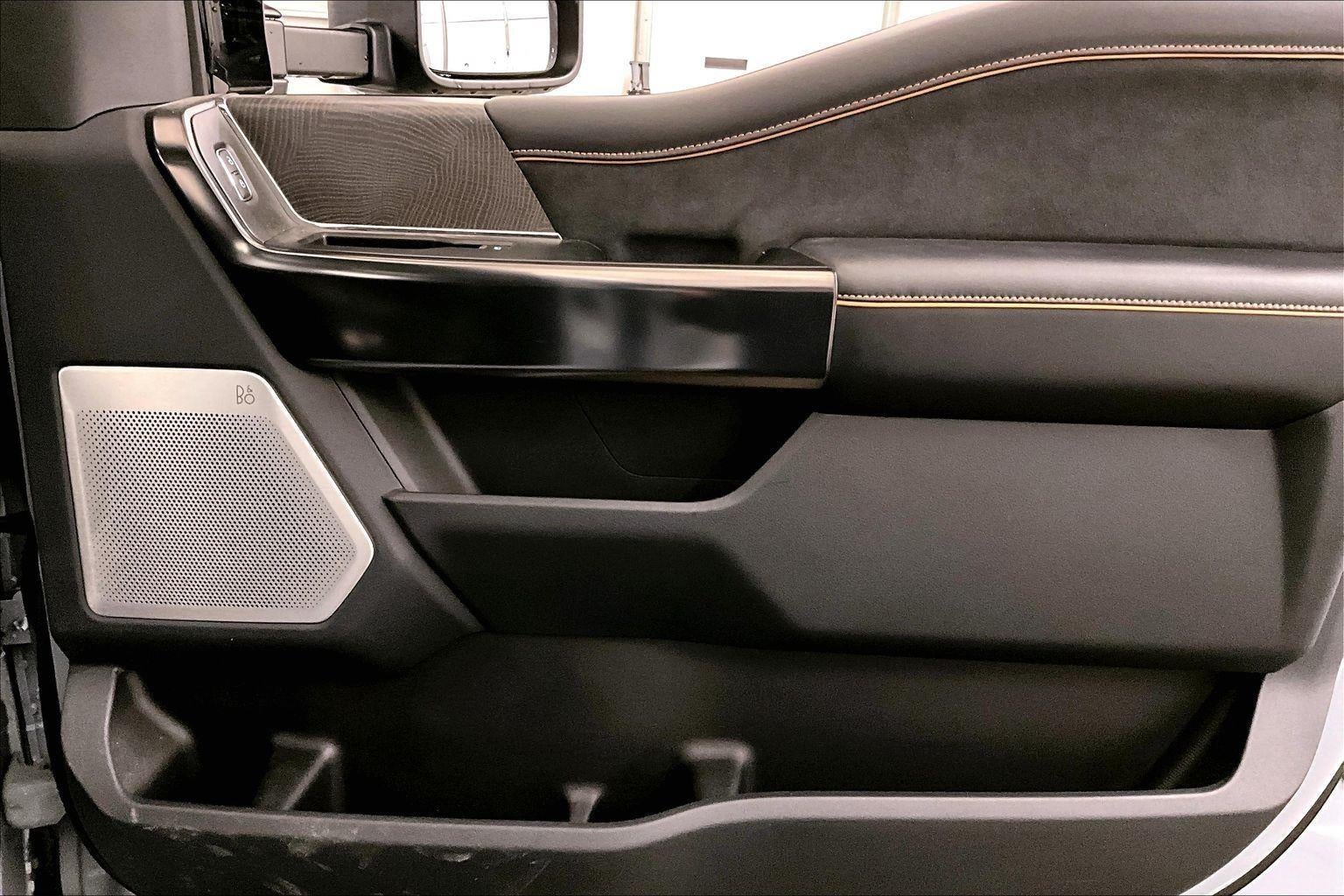 2024 Ford Super Duty F-350 SRW Platinum