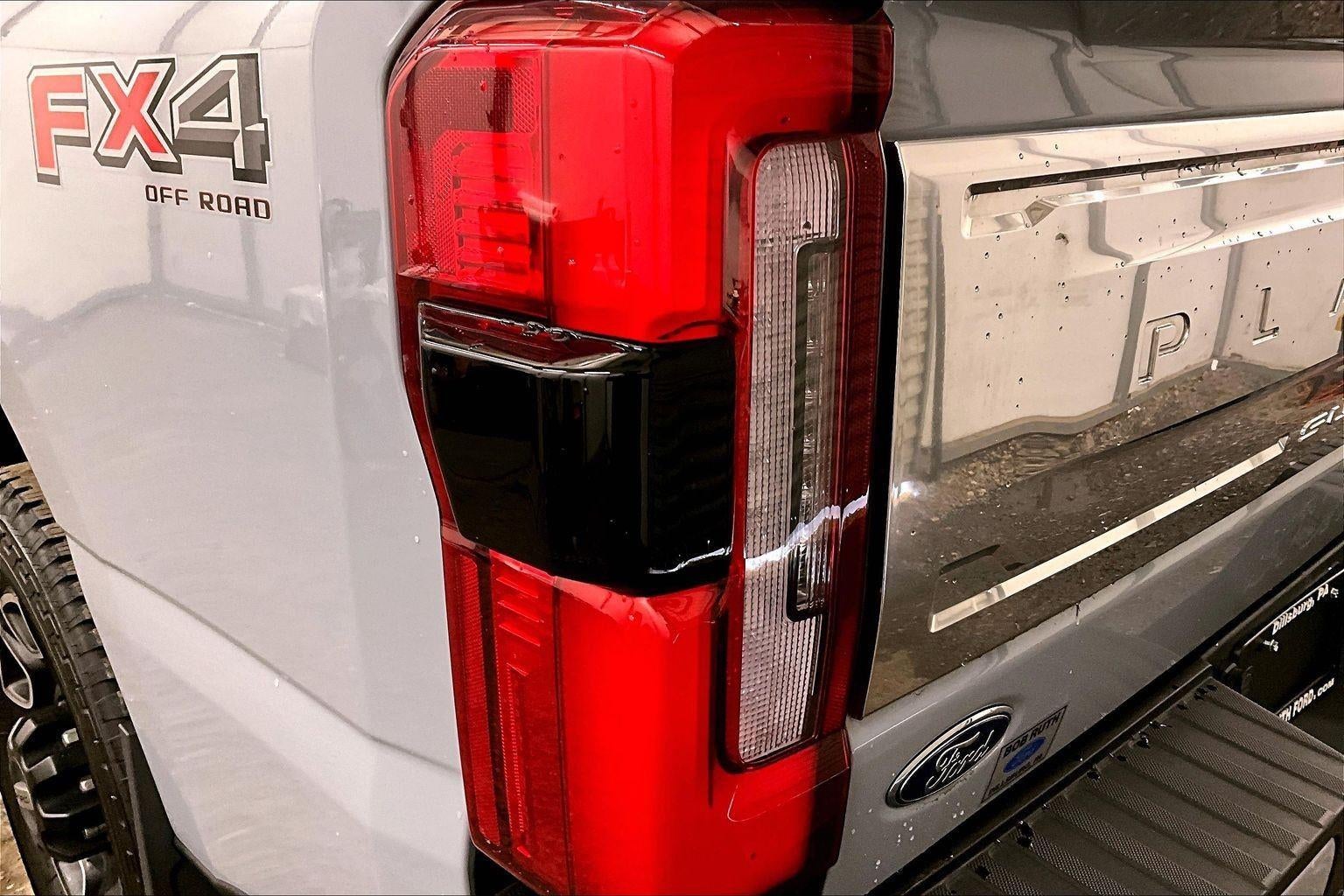 2024 Ford Super Duty F-350 SRW Platinum