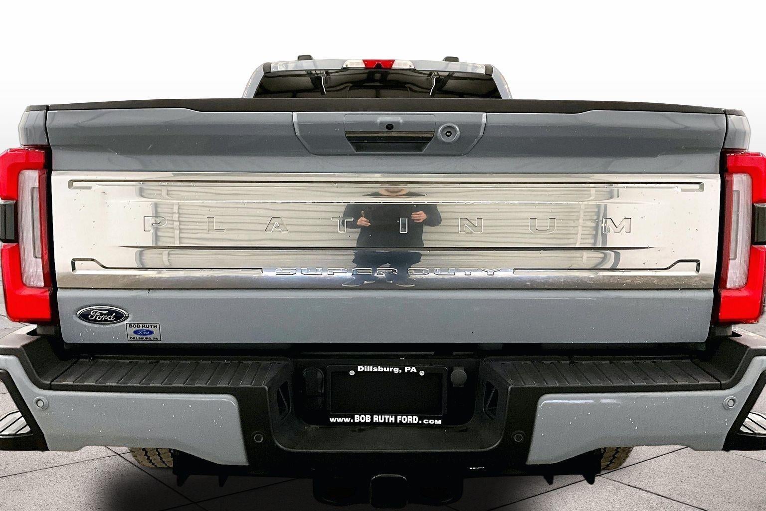 2024 Ford Super Duty F-350 SRW Platinum