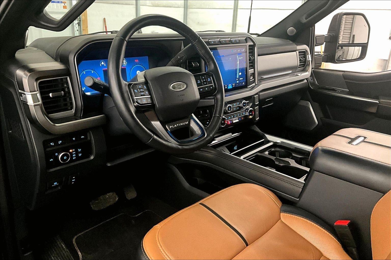 2024 Ford Super Duty F-350 SRW Platinum