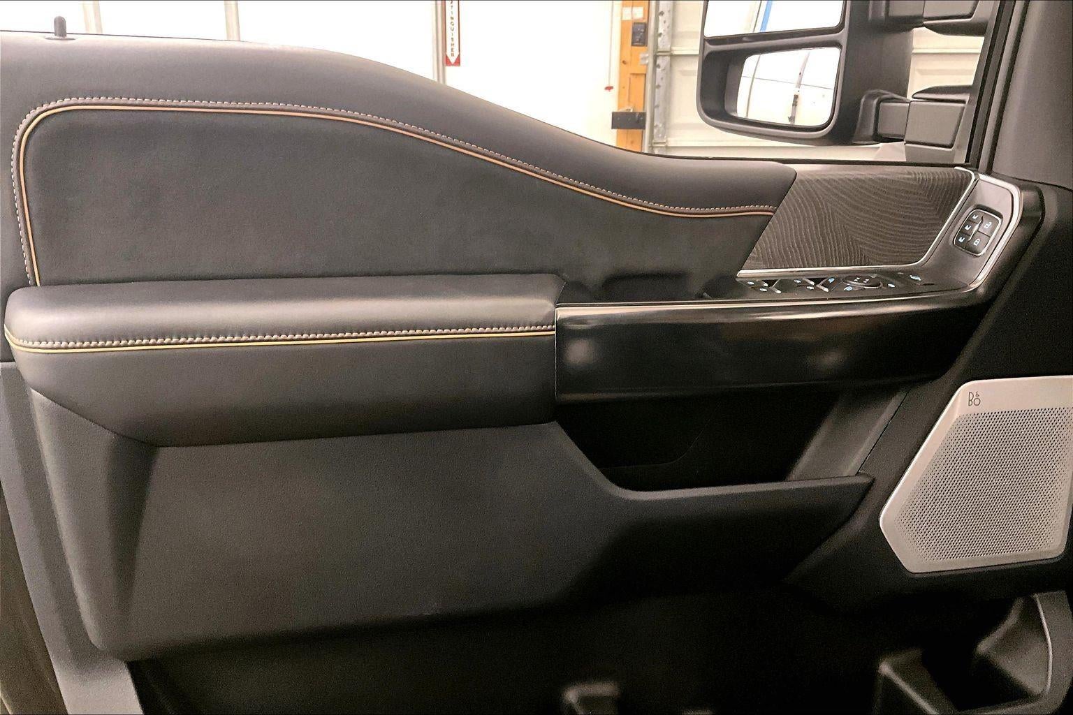 2024 Ford Super Duty F-350 SRW Platinum