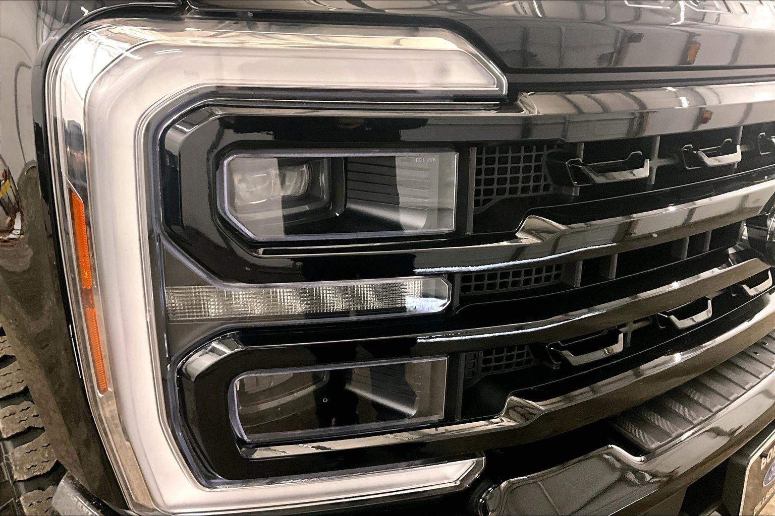 2024 Ford Super Duty F-350 SRW Platinum