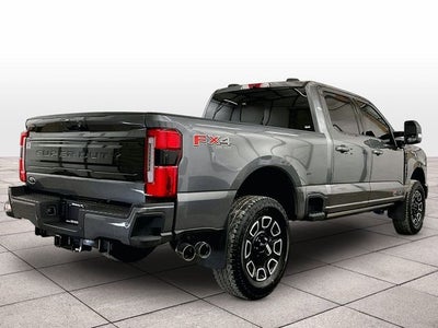 2025 Ford F-350SD Platinum