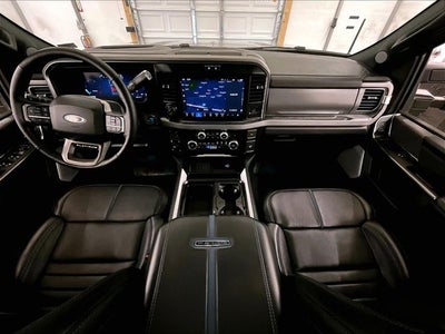 2025 Ford F-350SD Platinum