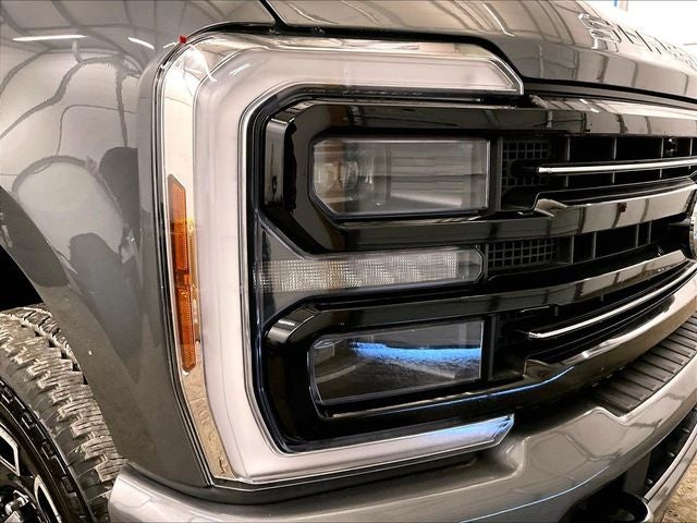 2025 Ford F-350SD Platinum