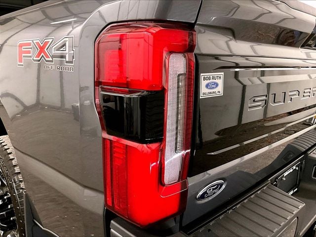 2025 Ford F-350SD Platinum