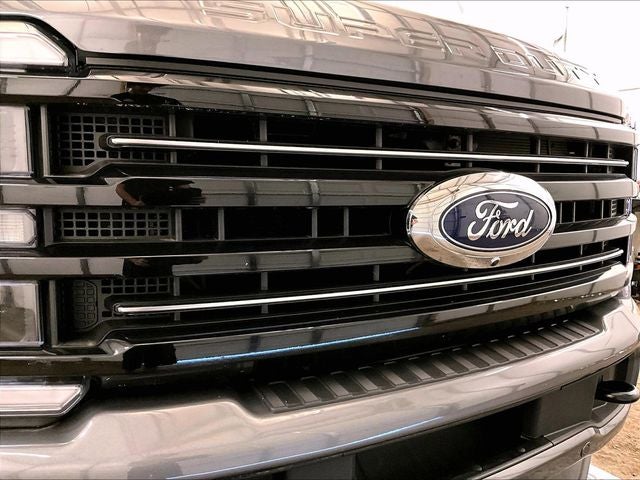 2025 Ford F-350SD Platinum