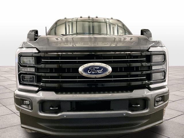 2025 Ford F-350SD Platinum