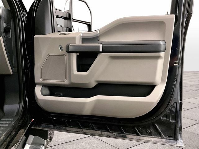 2022 Ford F-350SD XLT