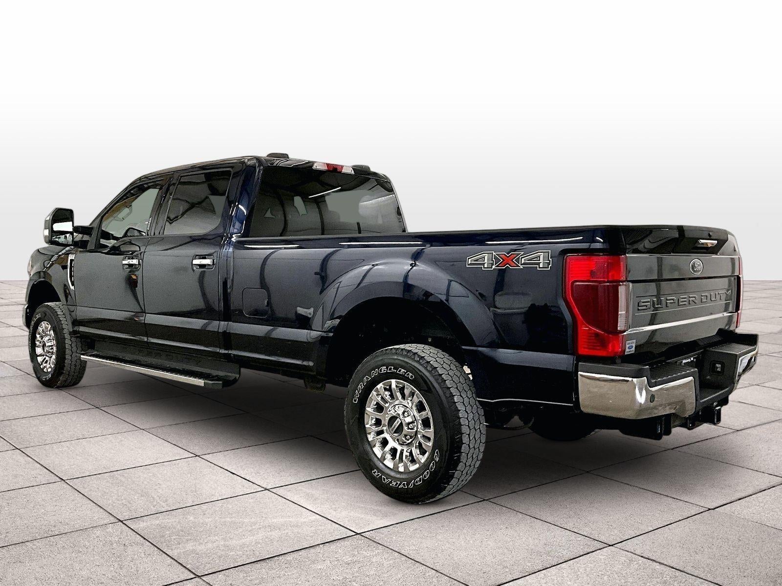 2022 Ford Super Duty F-350 SRW XLT
