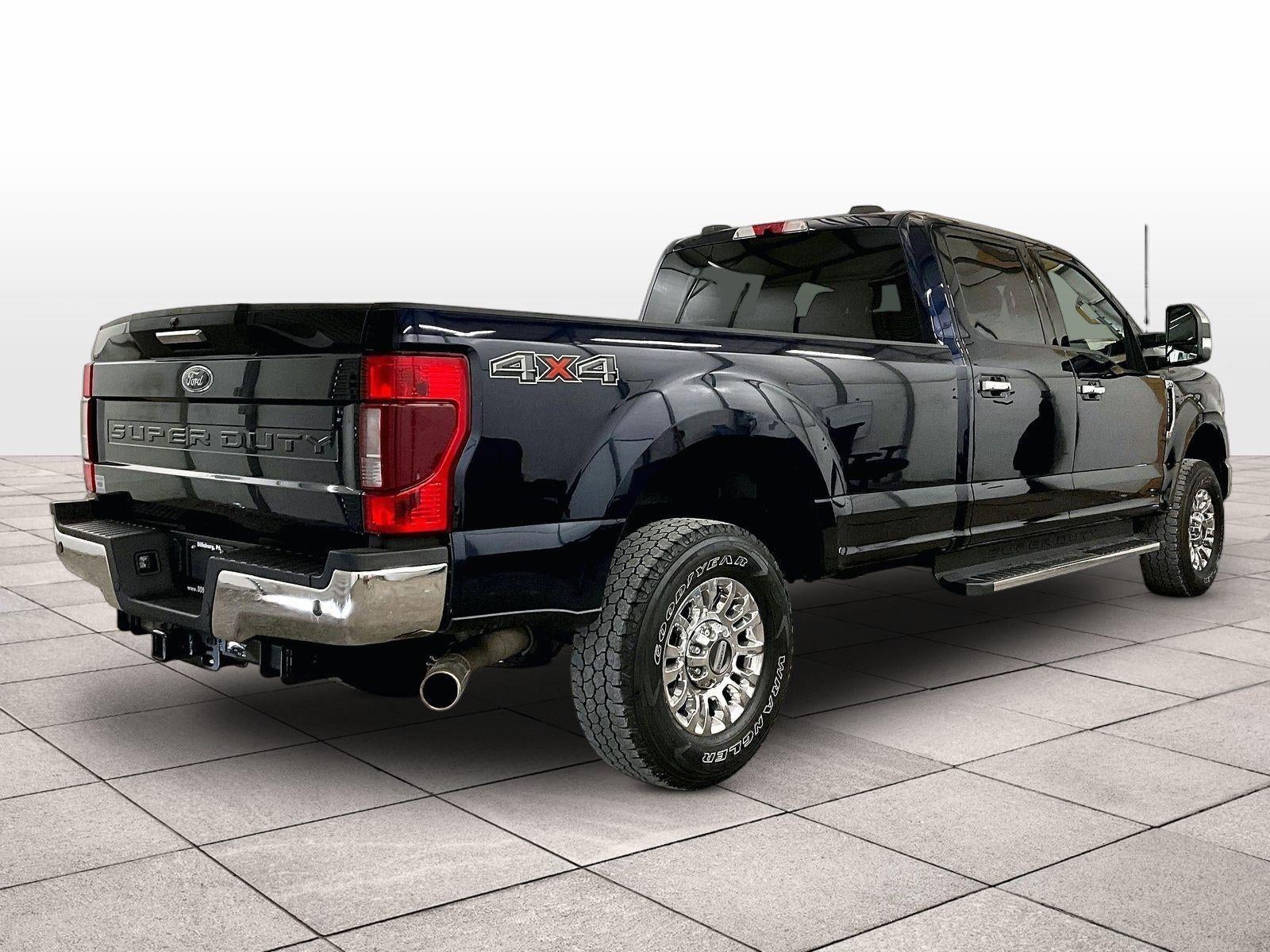 2022 Ford Super Duty F-350 SRW XLT