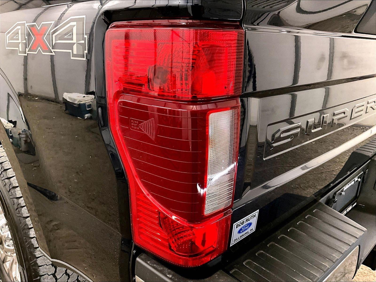 2022 Ford Super Duty F-350 SRW XLT