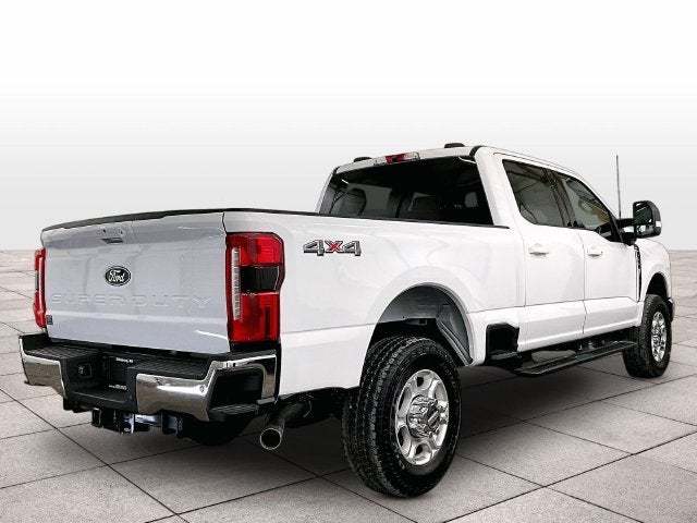 2027 Ford Super Duty F-350® XLT