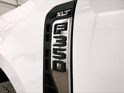 2027 Ford Super Duty F-350® XLT