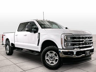 2027 Ford Super Duty F-350® XLT