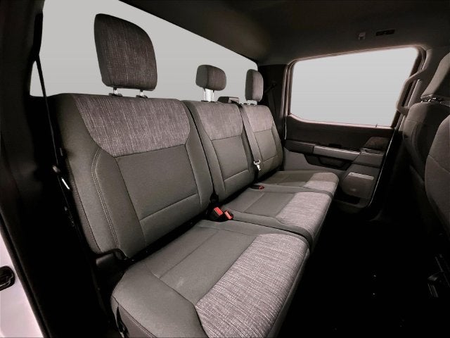 2027 Ford Super Duty F-350® XLT