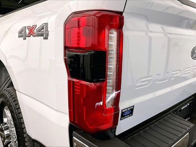 2027 Ford Super Duty F-350® XLT
