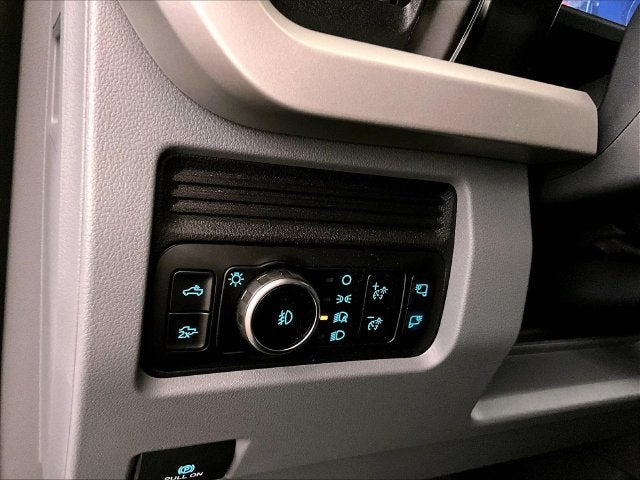 2027 Ford Super Duty F-350® XLT