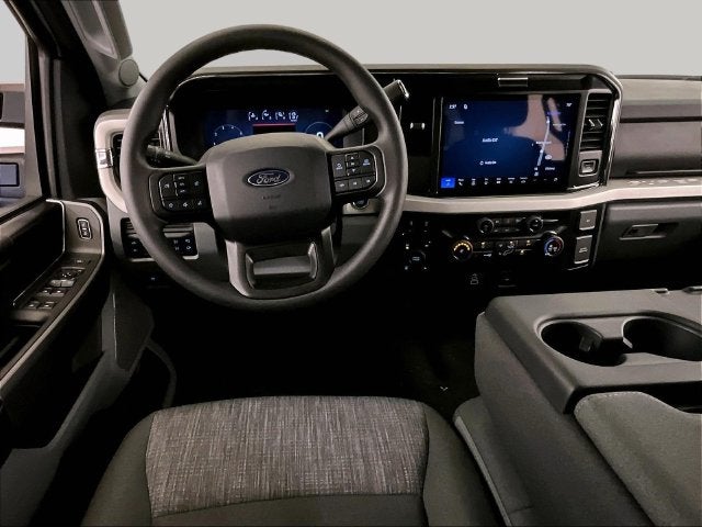 2027 Ford Super Duty F-350® XLT