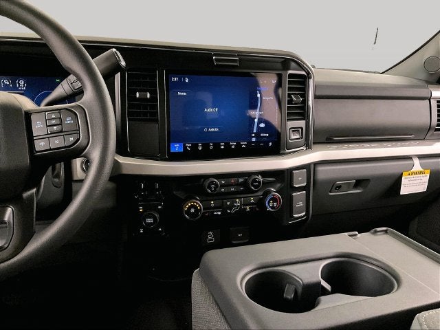 2027 Ford Super Duty F-350® XLT