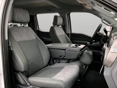 2027 Ford Super Duty F-350® XLT