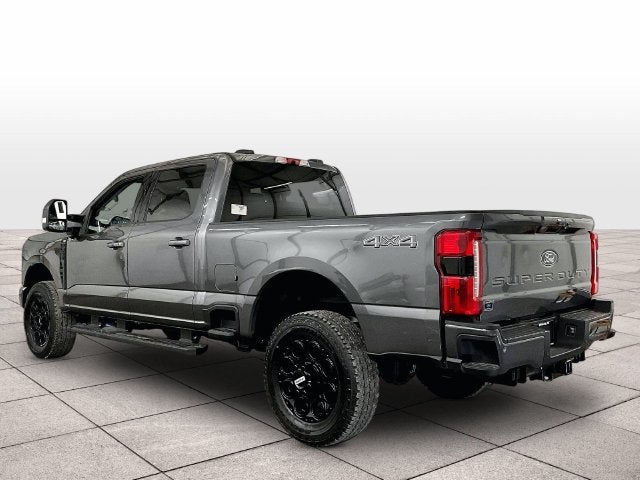 2027 Ford Super Duty F-350® XLT