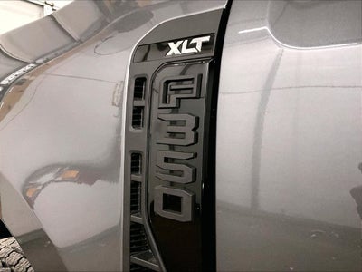2027 Ford Super Duty F-350® XLT