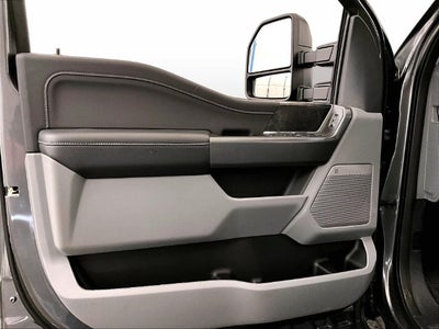 2027 Ford Super Duty F-350® XLT