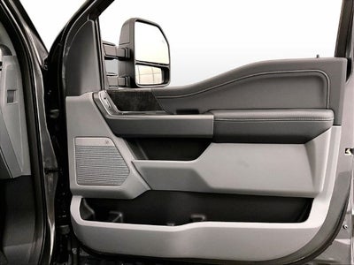 2027 Ford Super Duty F-350® XLT